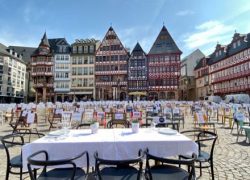 leereStühle Titel - 1